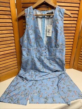 In The Style Blue Floral V-Neck Dress